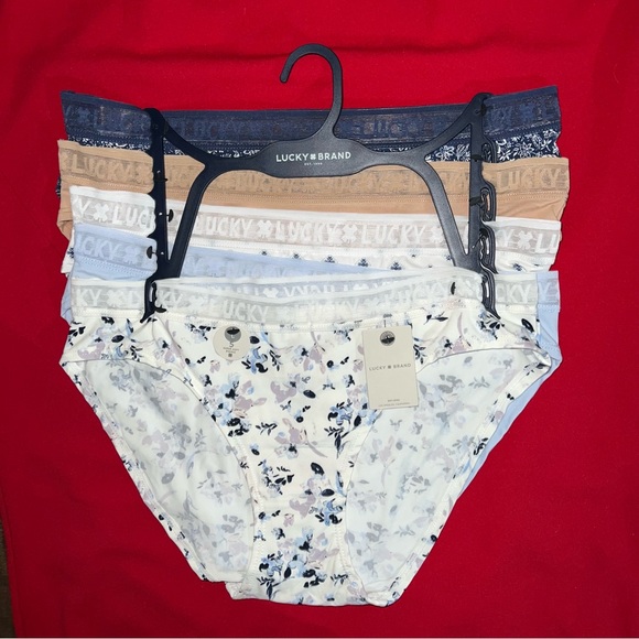 Exclusive Of Trim (NWT)
